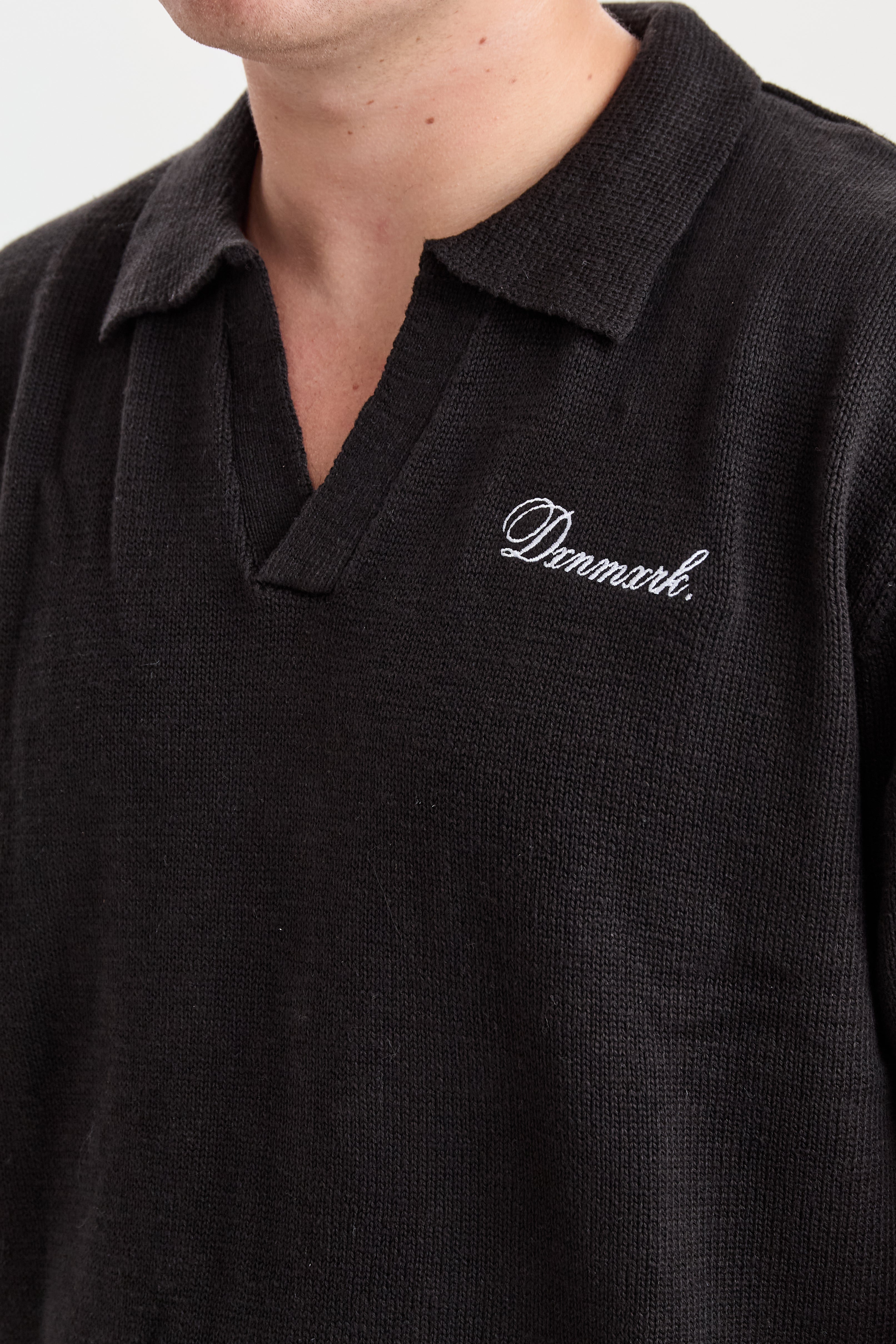 DXHakki Black Knitted Polo – dxnmxrkfashion