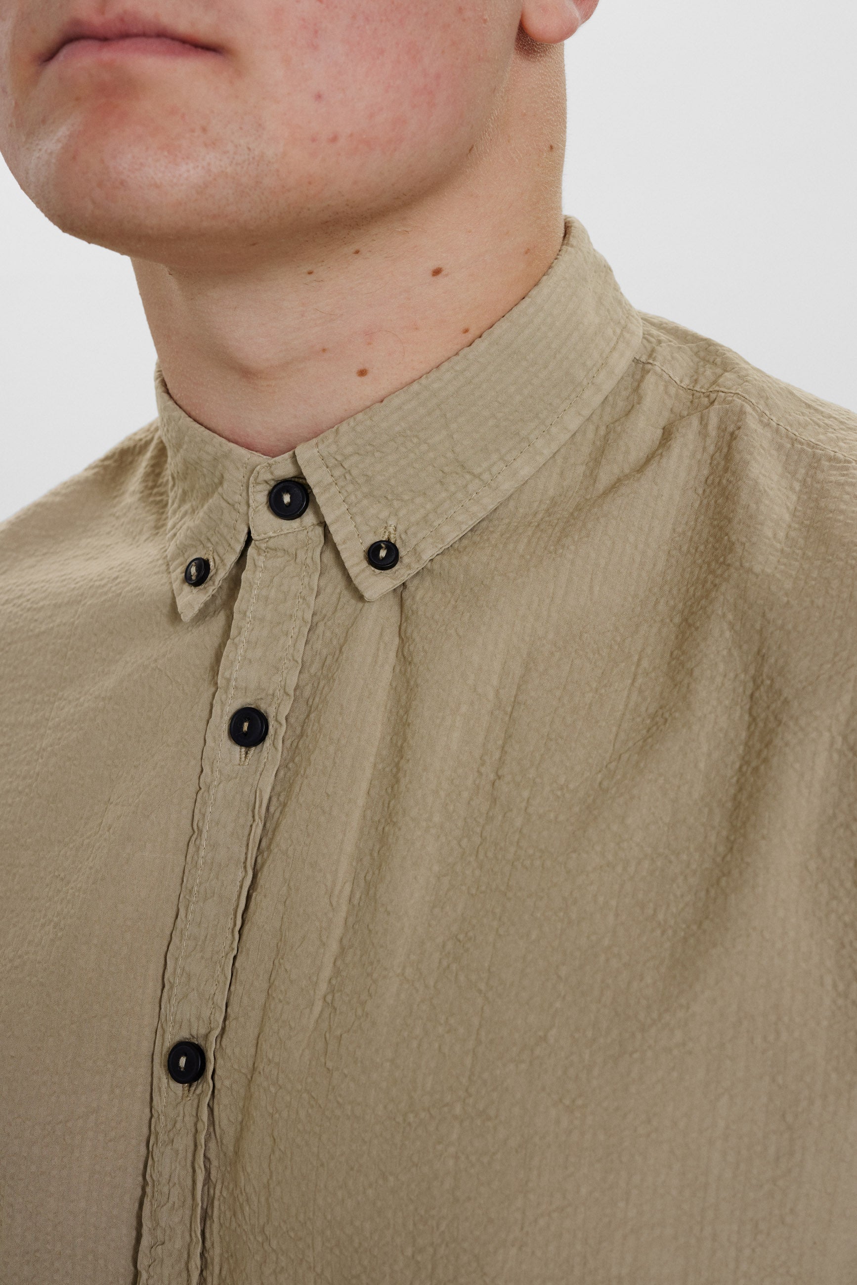 DXNMXRK. DX-Cruse Outlet Tree House