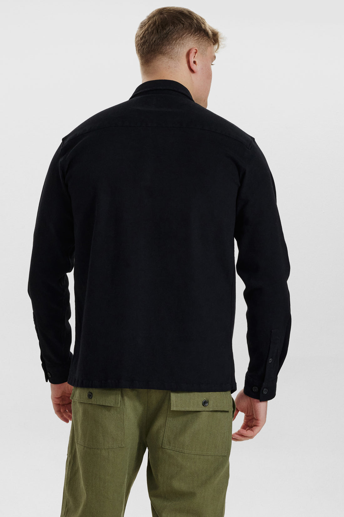 DXNMXRK. DX-Eliot Outlet Black