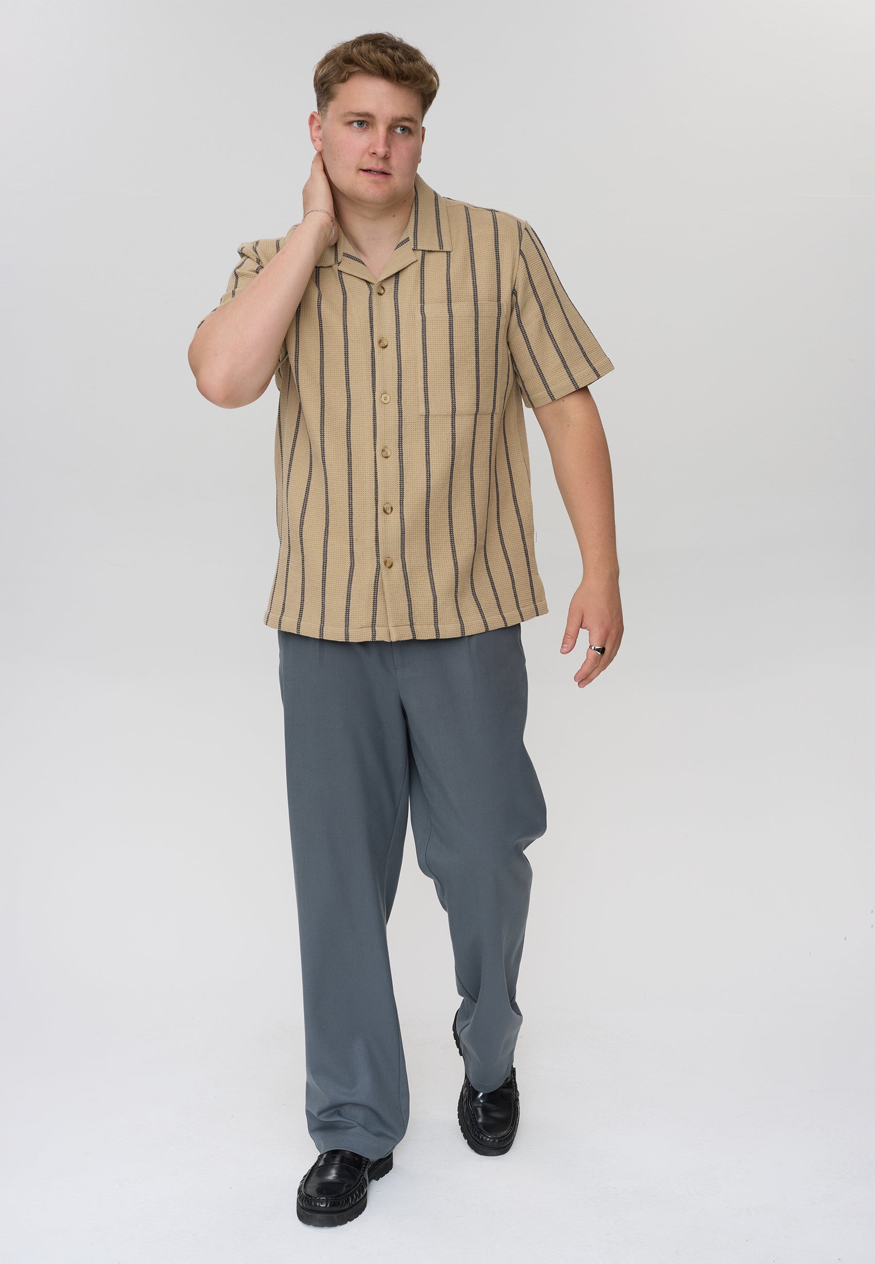 DXNMXRK. DXFridolin Shirt Off white