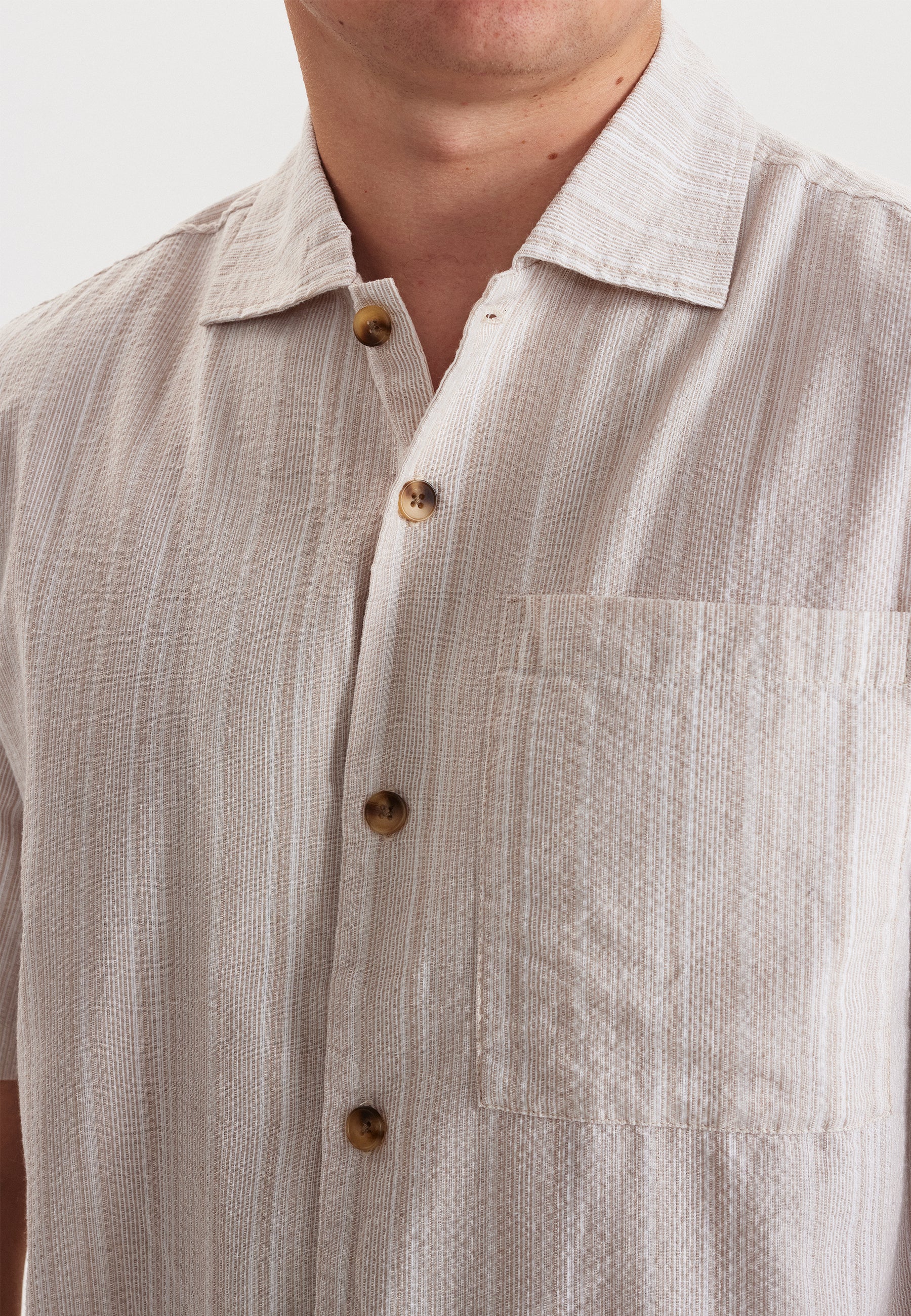 DXNMXRK. DXfady Outlet Beige