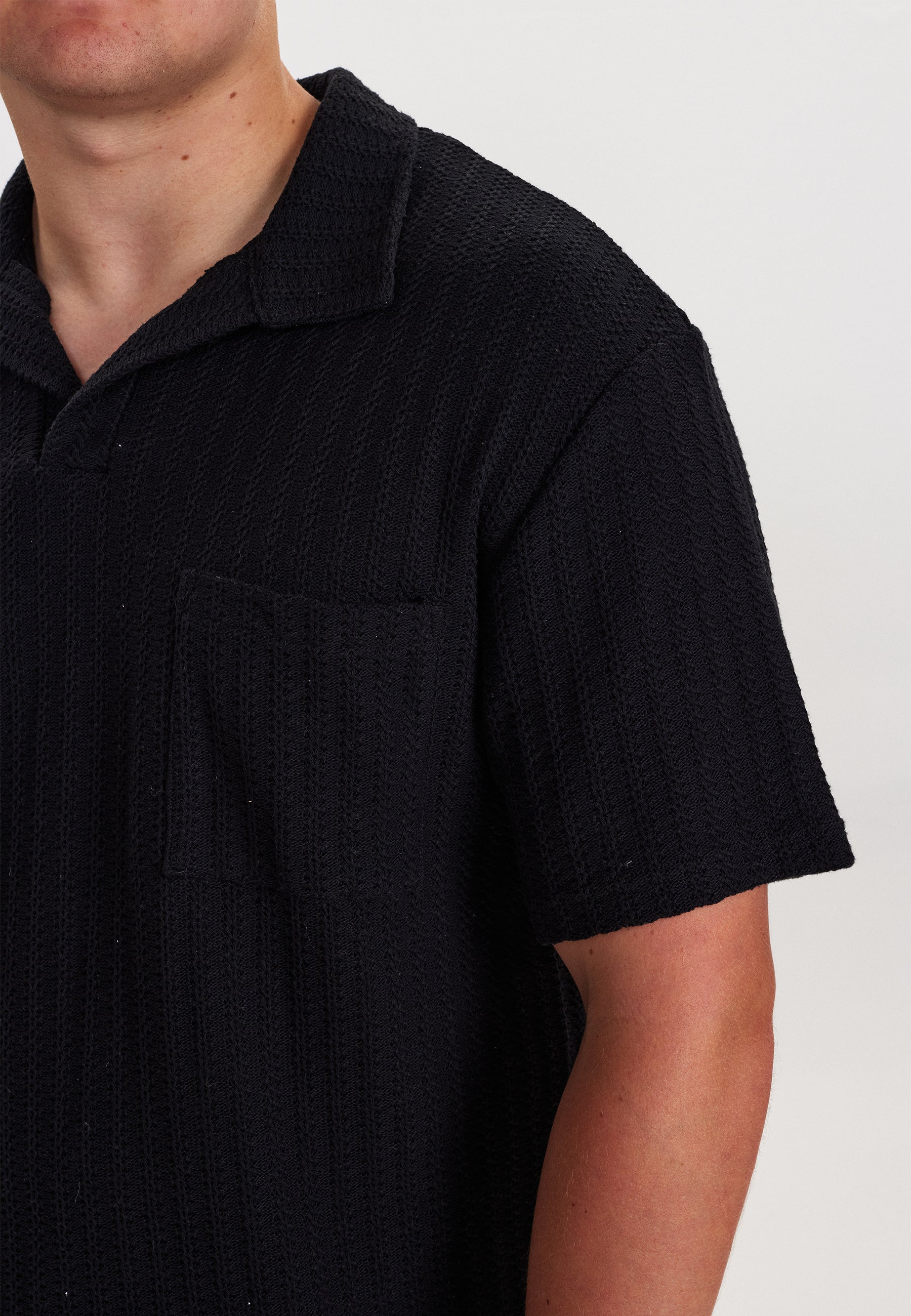 DXNMXRK. DXfedder Outlet Black