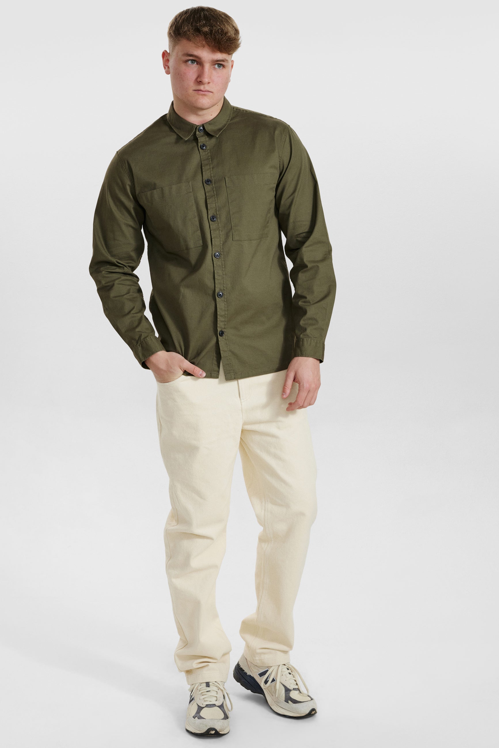 DXNMXRK. DX-Elwin Overshirt Deep Lichen Green