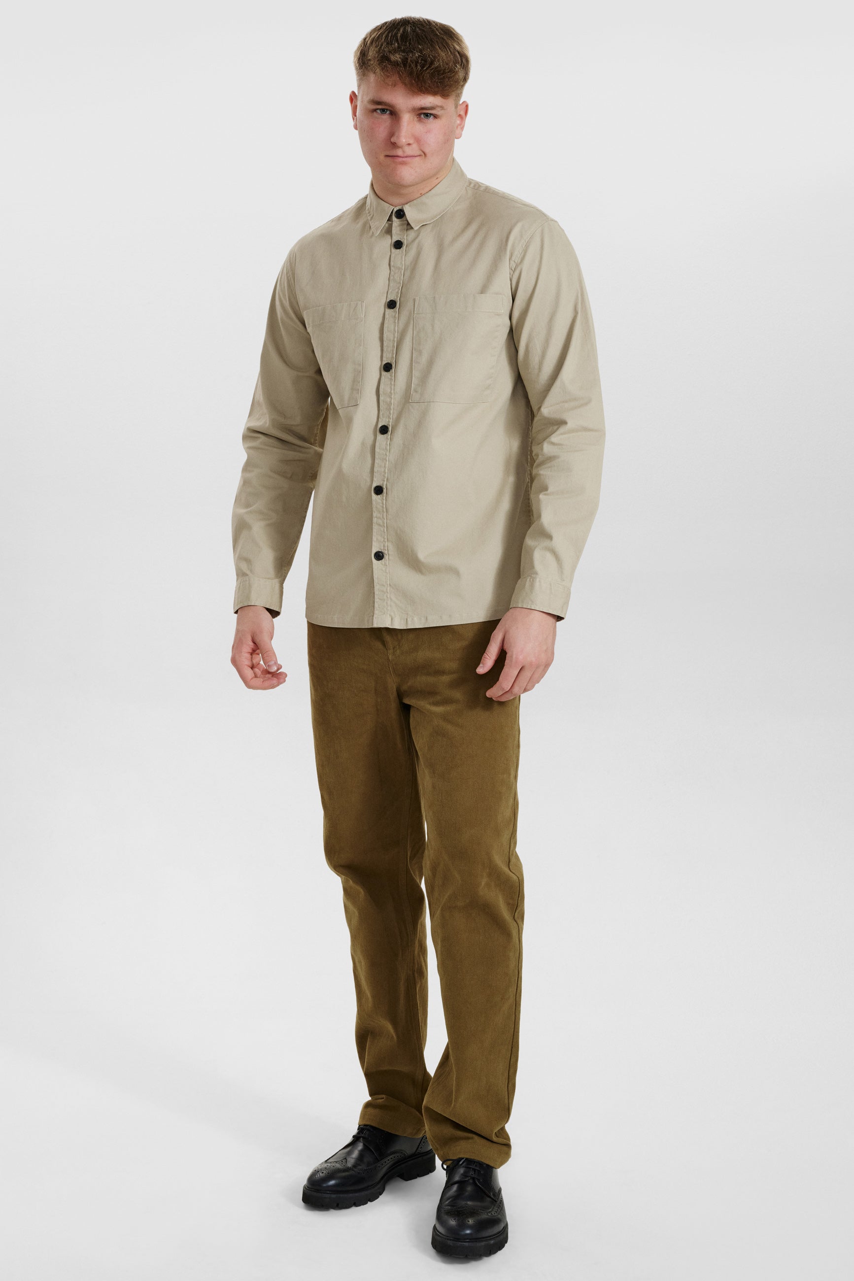 DXNMXRK. DX-Elwin Overshirt Sand