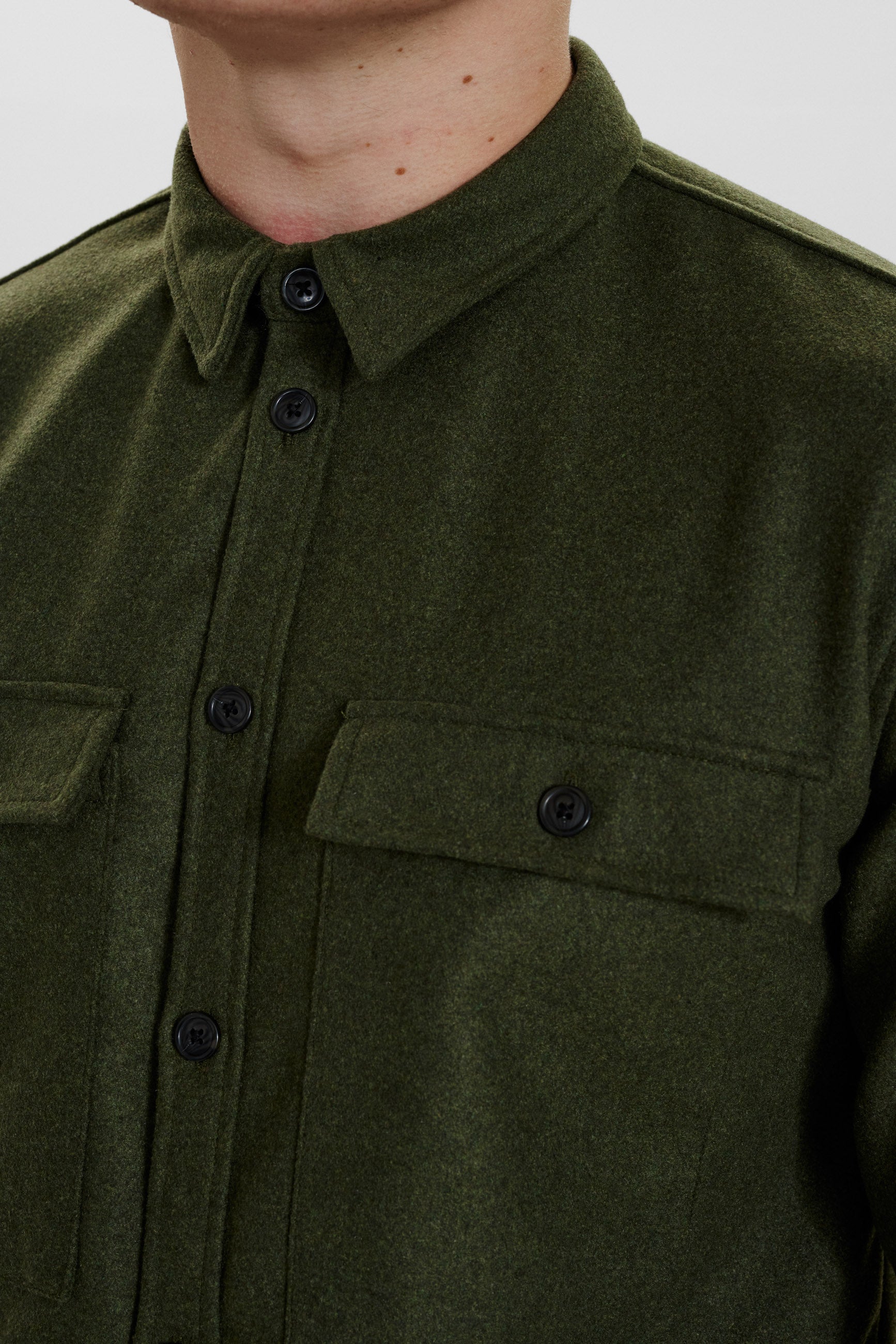 DXNMXRK. DX-Emil Overshirt Army green